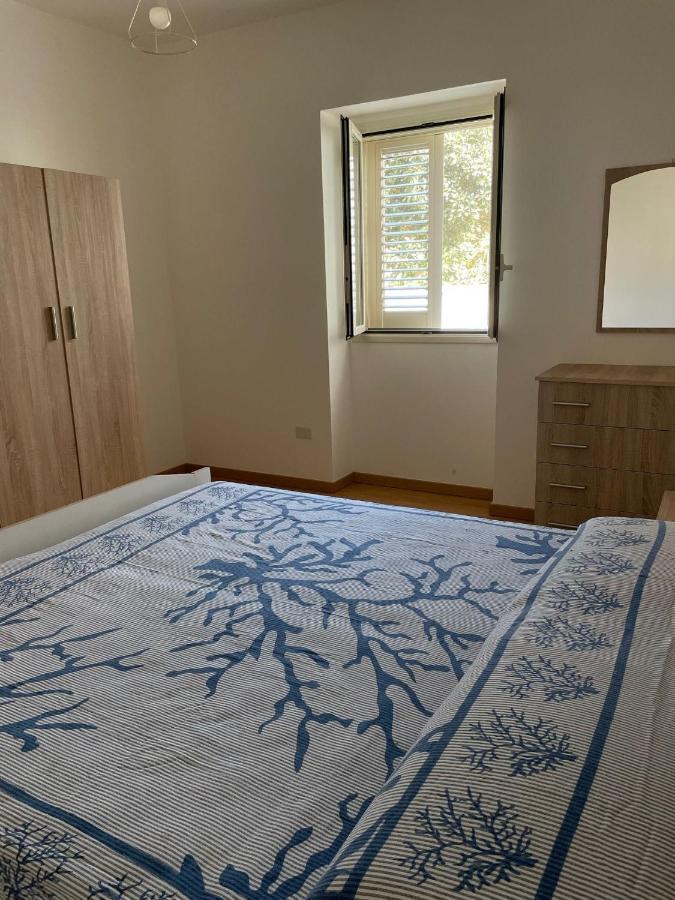 Villa Ticia A 100 Metri Dalla Spiaggia Con Parcheggio Privato Lido Marini Kültér fotó